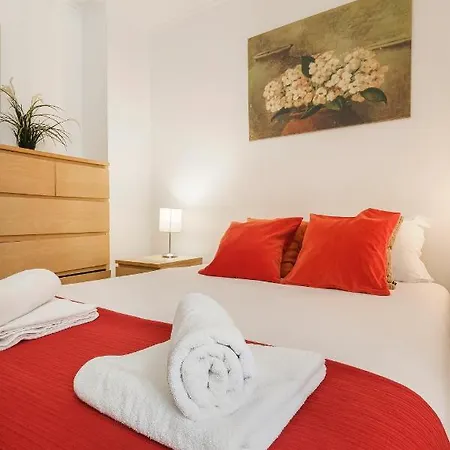 Host Wise - Lovely Bright Duplex - Prime Location Апартаменты Лиссабон