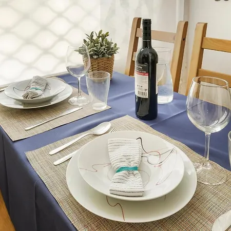 Апартаменты Host Wise - Lovely Bright Duplex - Prime Location *