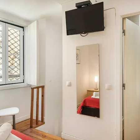 Host Wise - Lovely Bright Duplex - Prime Location